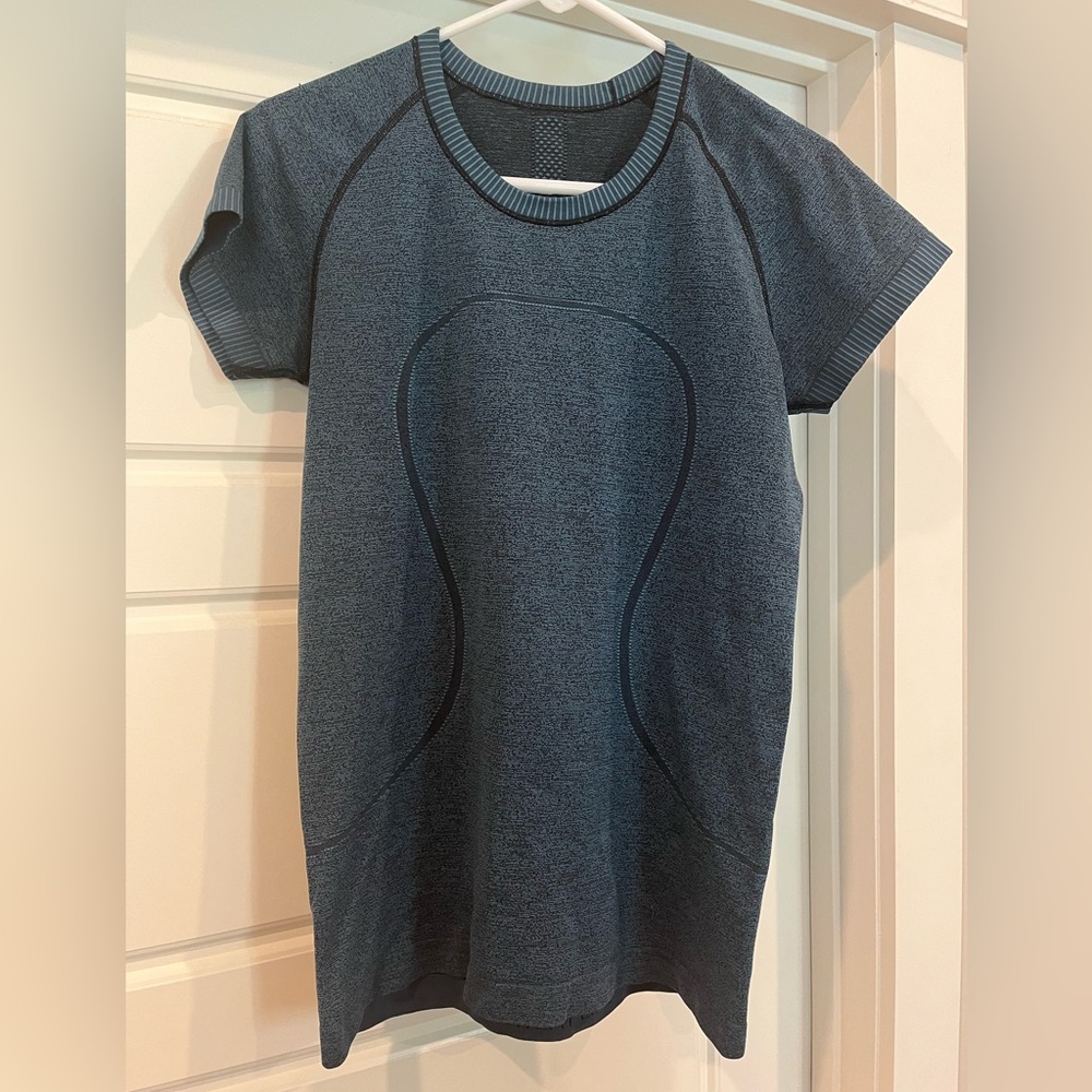 Lululemon Swiftly short sleeve size 10 heathered teal